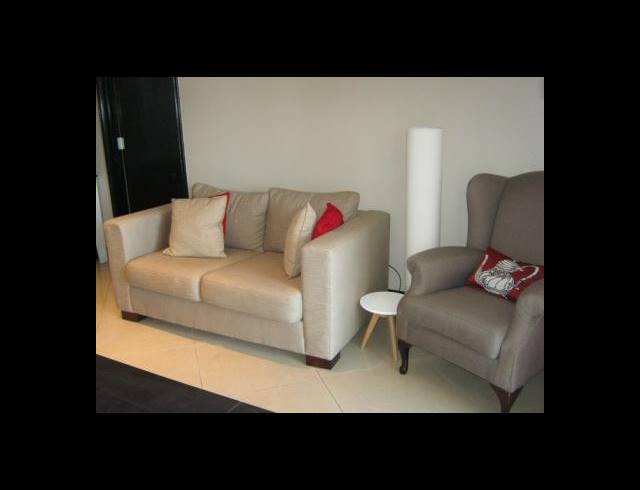 2 BEDROOM APARTMENT TO LET IN POINT WATERFRONT